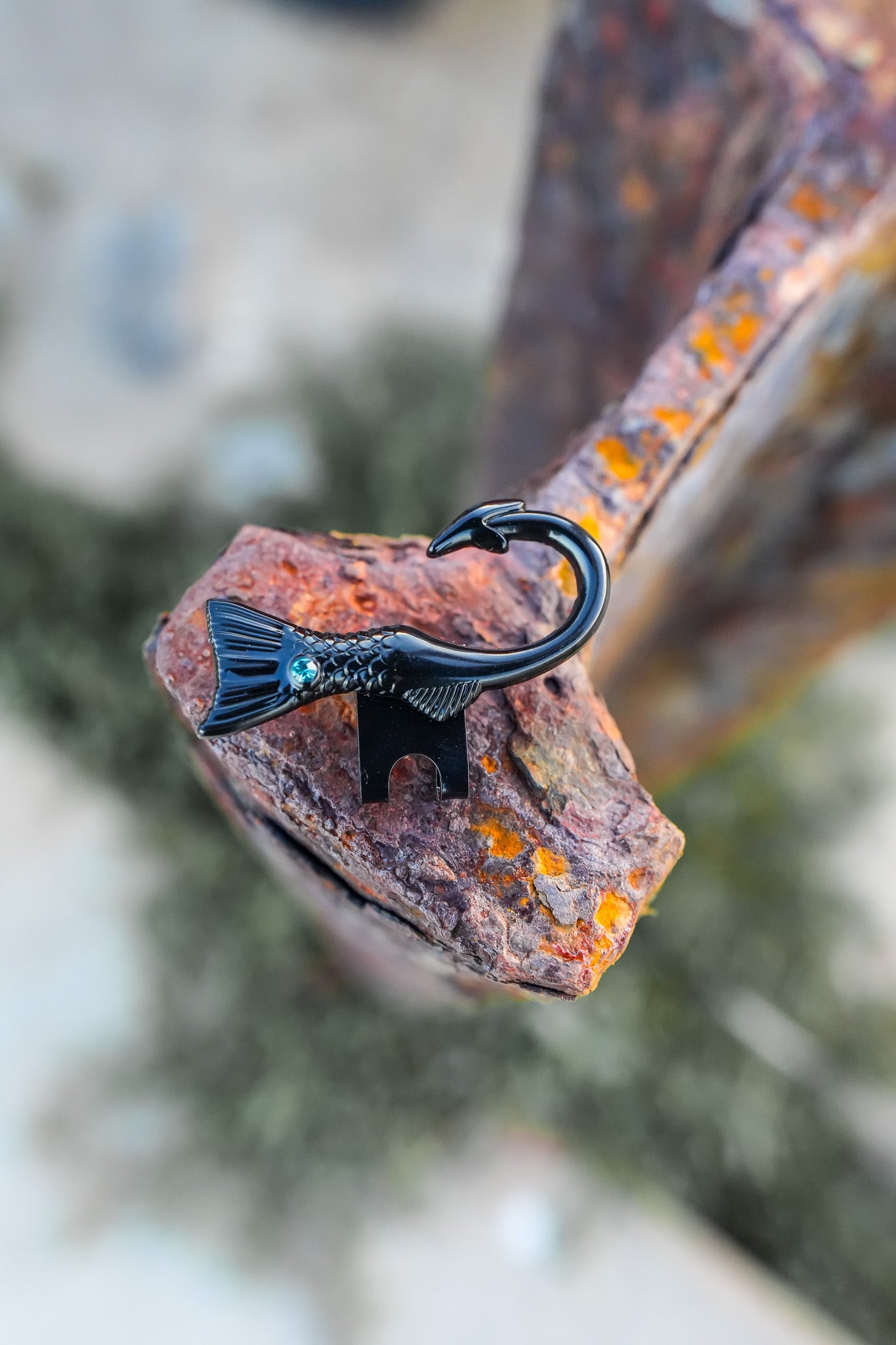 WhataHook (Black/Teal)