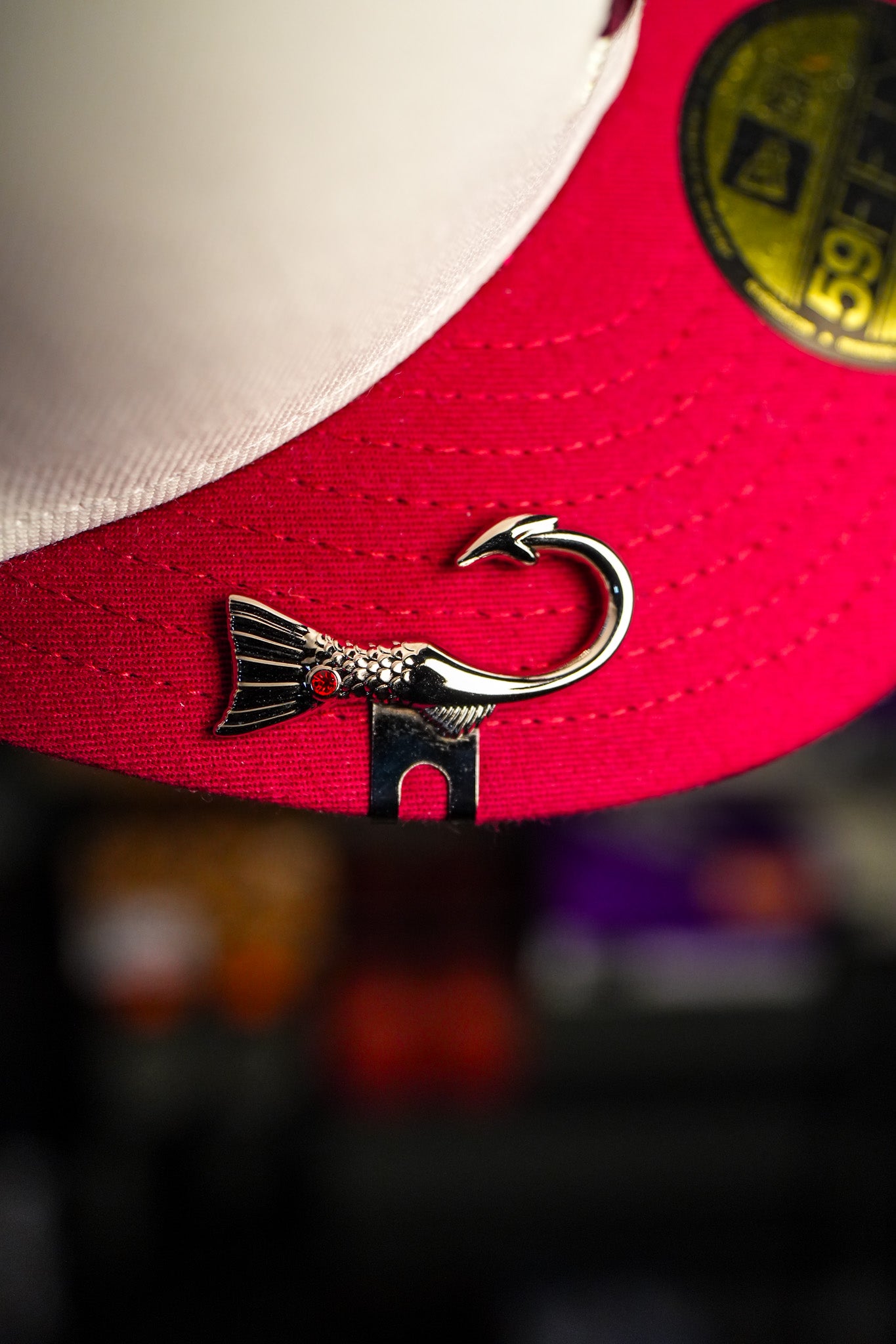 WhataHook Blip (Silver/RED)